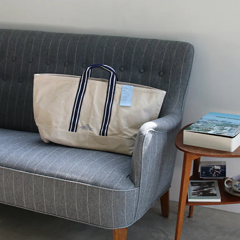 College Tote Bag / Market