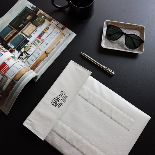 Carry-Tite Case (L) White